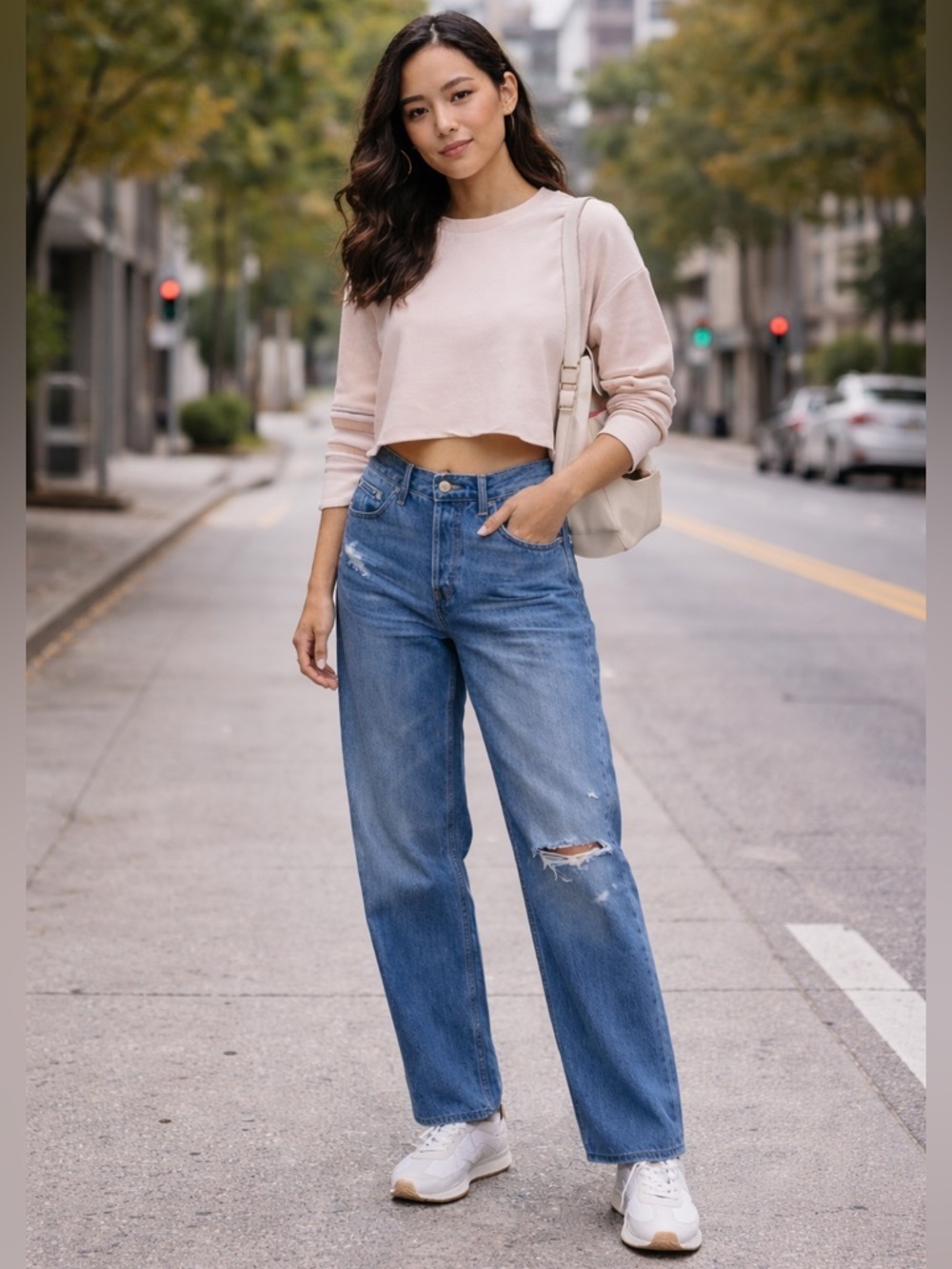 Universal Thread Blue Mid Rise 90s Baggy Straight Leg Jeans 8 Distressed NWOT